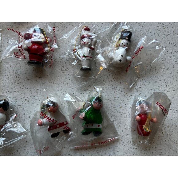 20 Vintage Wooden Christmas Trees Ornaments Taiwan Original Wrapping Santa - Picture 7 of 10